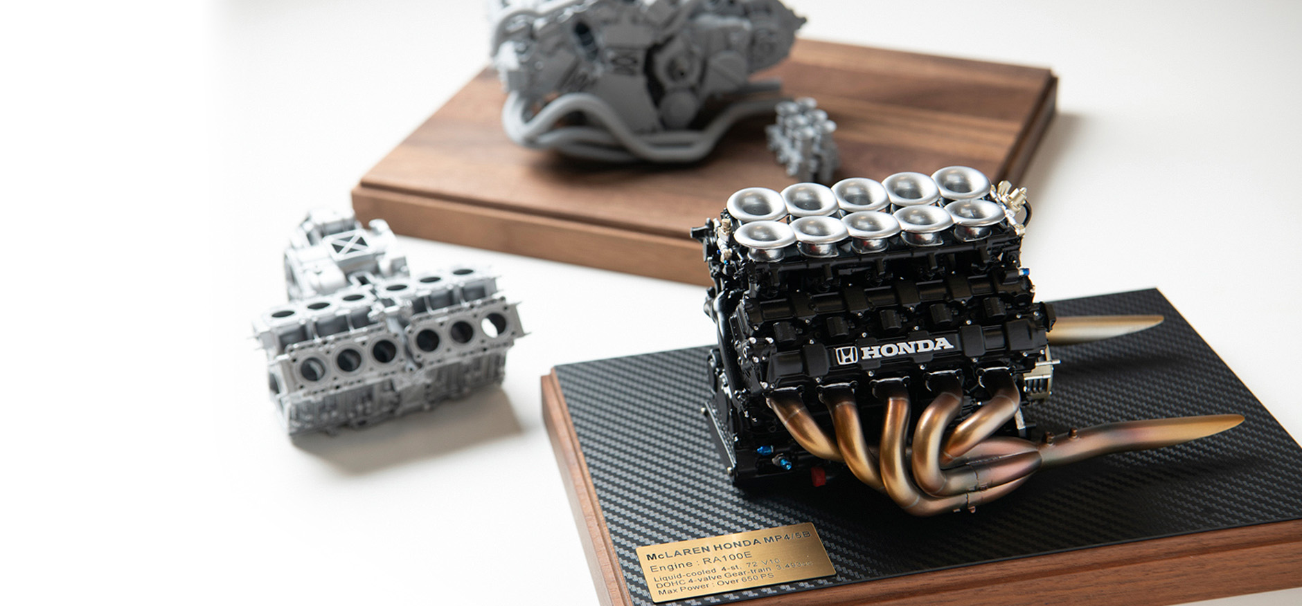 用模型将埃尔顿·塞纳驾驶过的F1赛车发动机复活