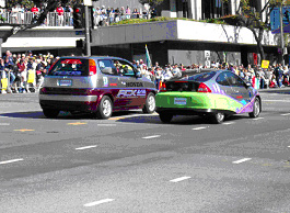 本田、Honda联合举行Honda燃料电池轿车FCX试乘试驾活动-作为领跑车辆参加美国洛杉矶马拉松竞赛