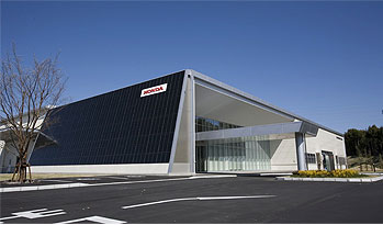 Honda Soltec举行太阳能电池工厂开业仪式