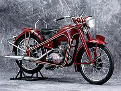 Honda全球摩托车产量突破2亿辆-Dream D型摩托车