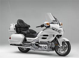 Honda全球摩托车产量突破2亿辆-GOLD WING<带有安全气囊和导航>