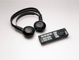 2010 MDX激扬上市-后座影音娱乐系统的耳机和DVD遥控器