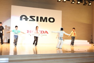 单脚站立比平衡