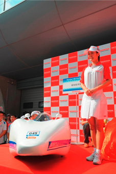 最佳技术奖-北京信息科技大学捷能车队赛车