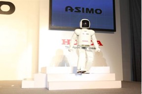 asimo_sz3.jpg