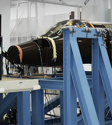 一体成型复合材料制成的机体