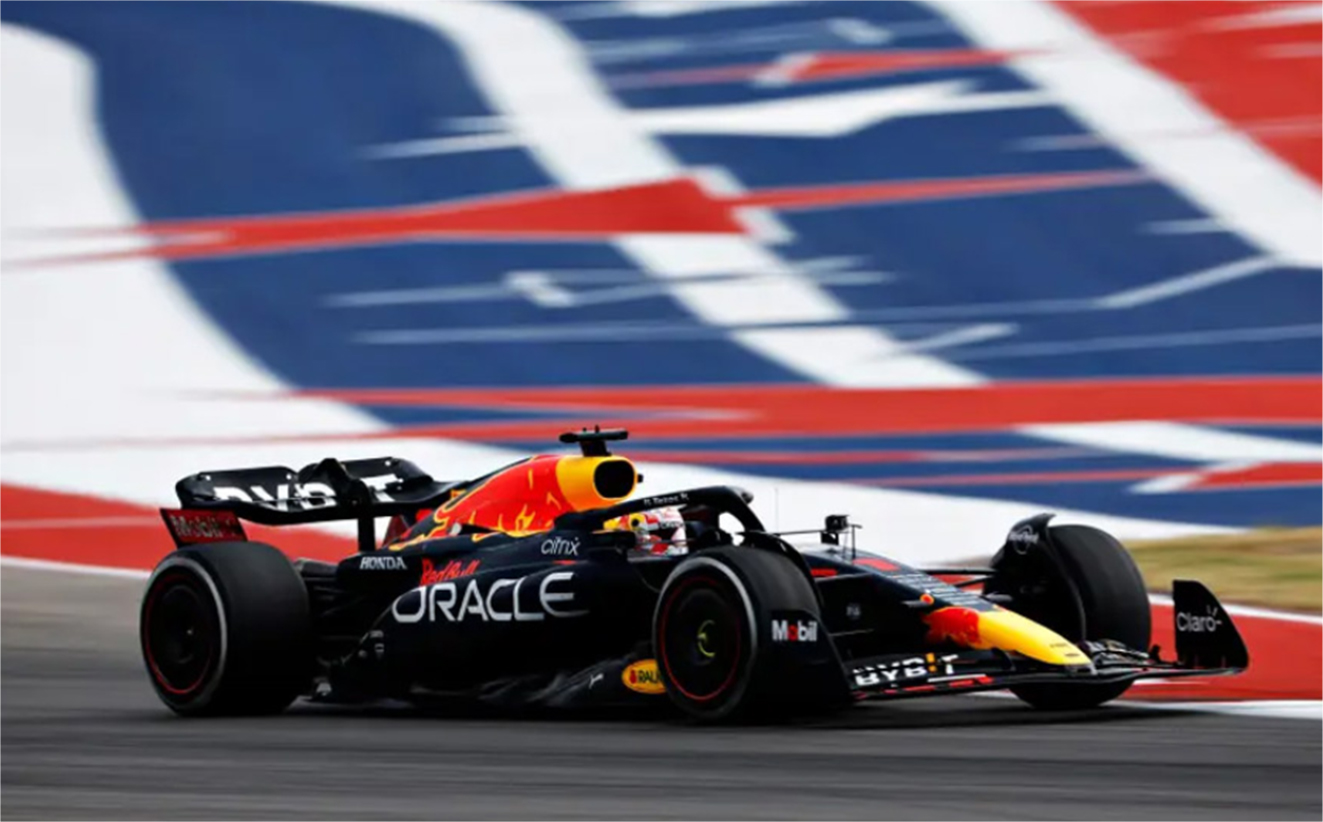 达成车手、车队双冠王成就