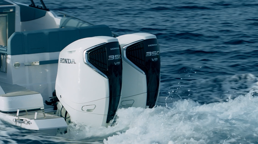 Honda新型大型船外机“BF350”